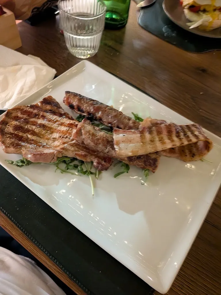 emanuele Zecchetella_O' Figlio D'o' Macellar - Braceria & Vineria_Orta di Atella_review