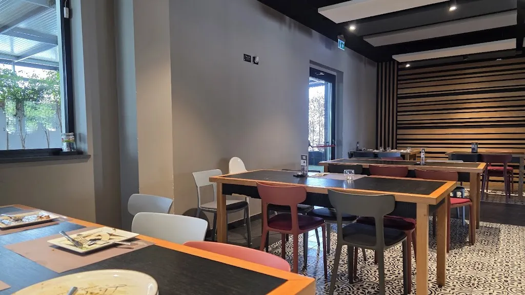 Pizzeria da Lioniello_Orta di Atella_slider_image_1