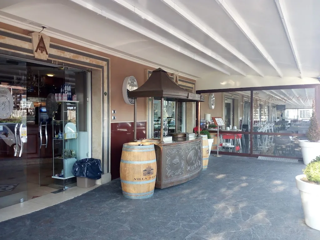 Beautifull Coffee Orta restaurant in Orta di Atella