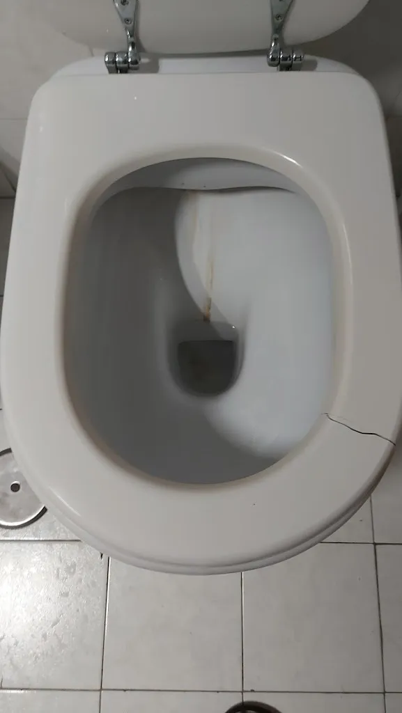 Waldemar Maier_albergo silverado_Orta di Atella_review