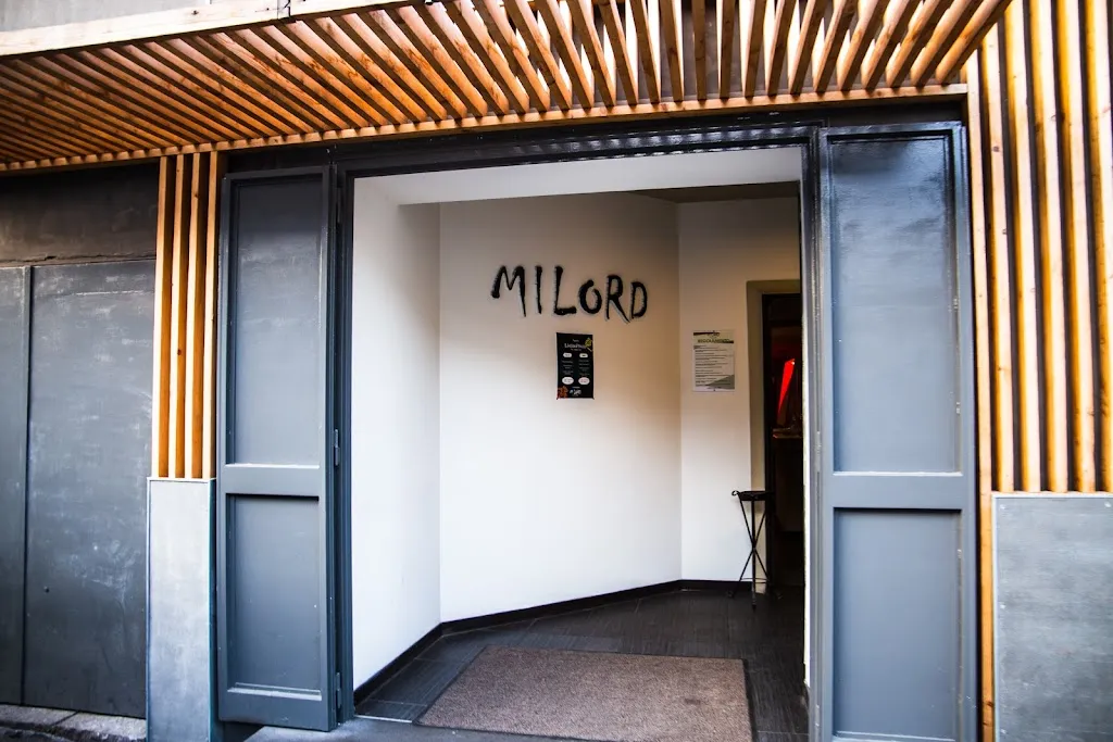 Milord Pizzaagogo restaurant in Orta di Atella