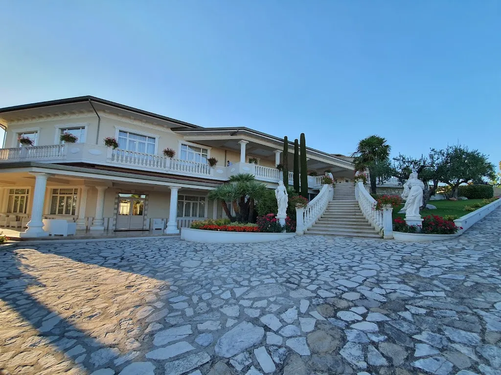 Villa Clodia restaurant in Pago Veiano