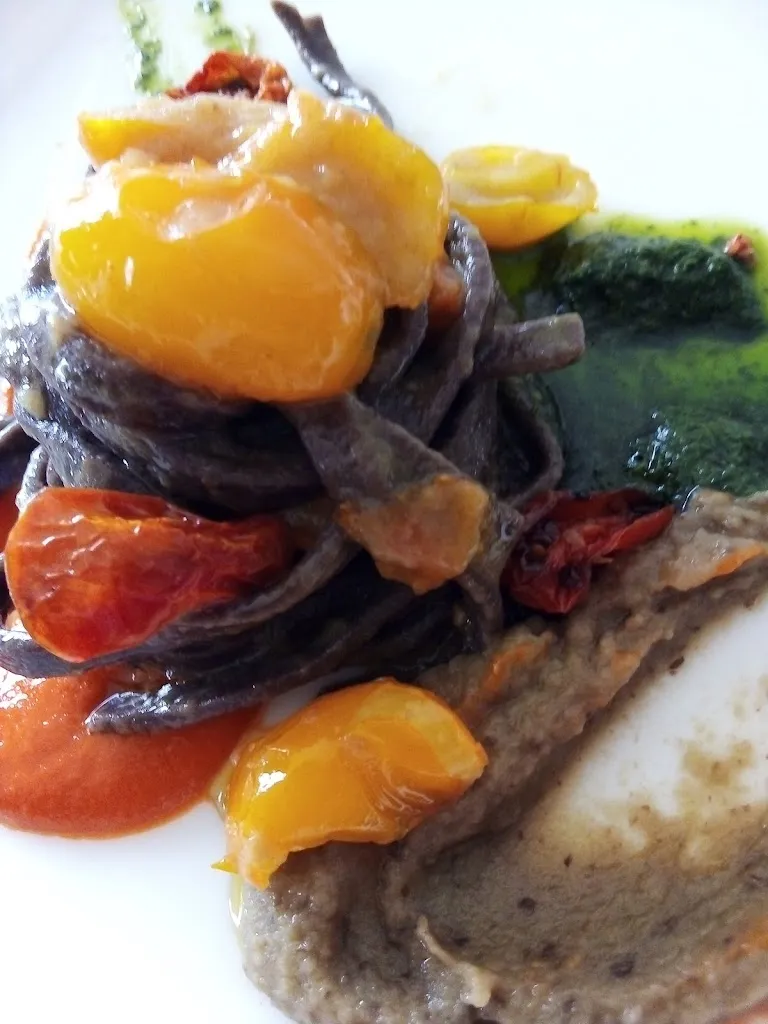 Ristorante Megaron_Paternopoli_slider_image_3