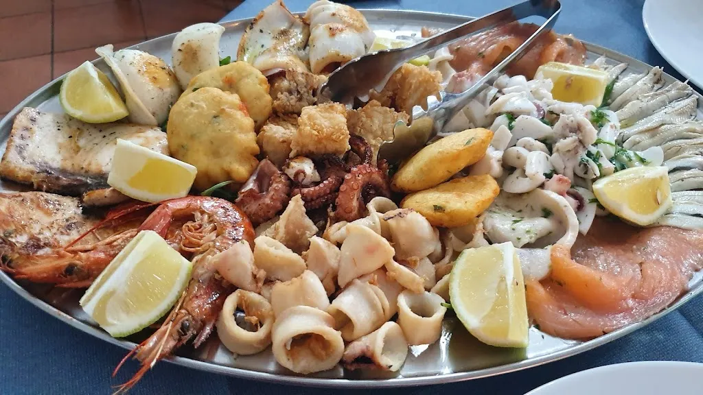 Ristorante ''Lo Scoglio''_Pastorano_slider_image_1