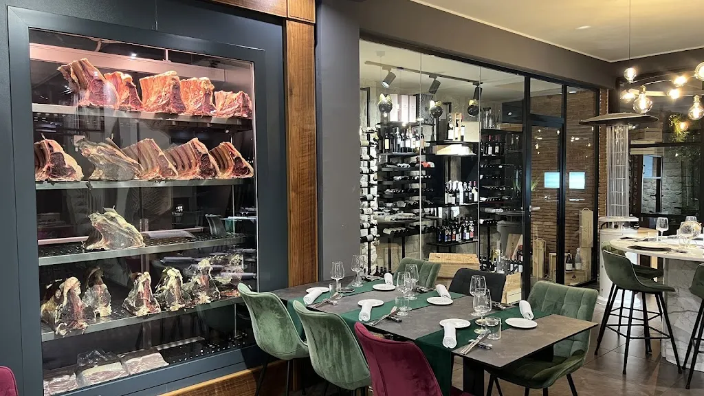 Carboné Meat House restaurant in Palma Campania