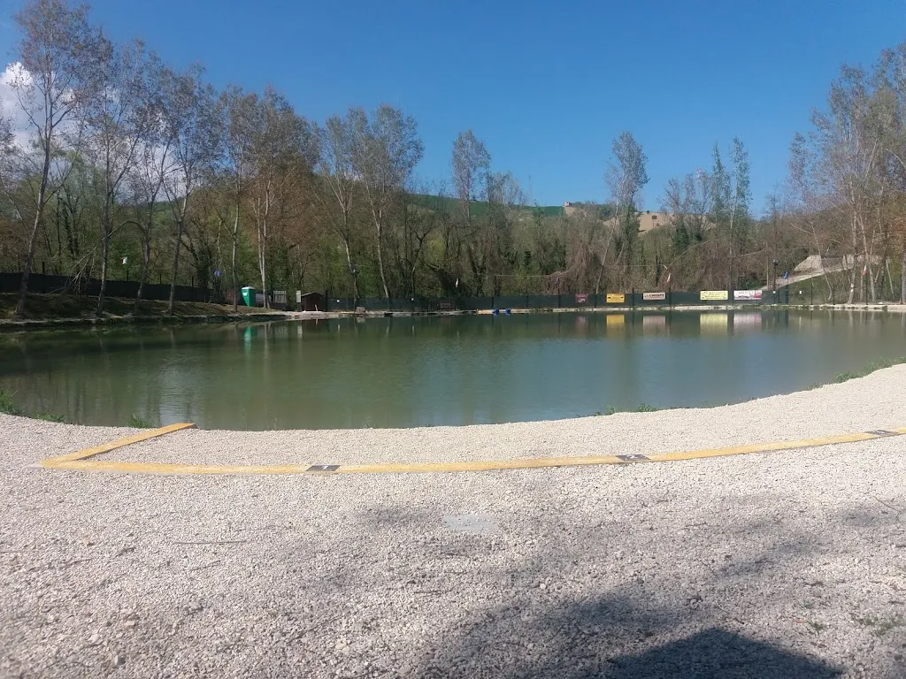 nuovo lago Azzurro Montorio al vomano restaurant in Montorio al Vomano