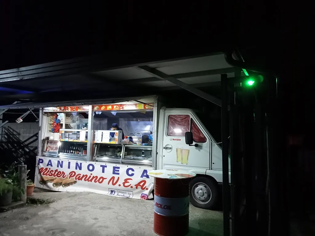 Mister Panino NEA_Palma Campania_slider_image_3