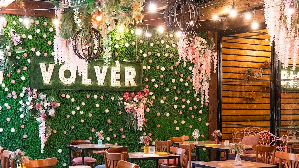 Volvèr Sushi Bistrot restaurant in Palma Campania