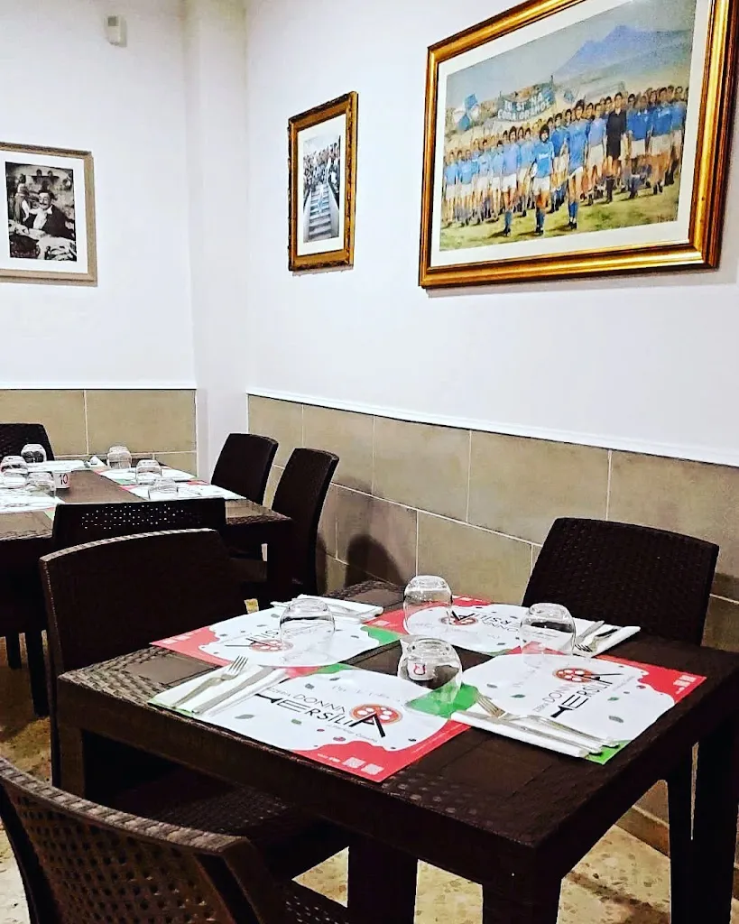 Pizzeria Donna Ersilia restaurant in Palma Campania