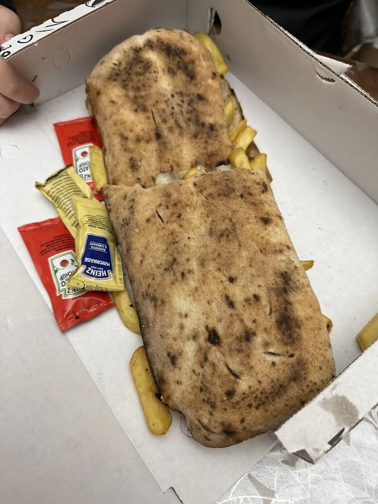 Pizza App restaurant in Palma Campania