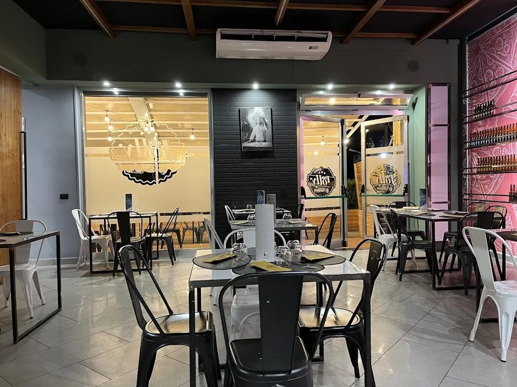 Gennaro Catapano Pizzeria Jolly_Palma Campania_slider_image_1