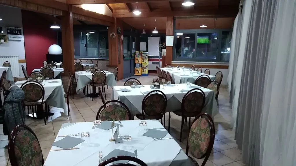 Trattoria pizzeria Al Posto Accanto_Pesco Sannita_slider_image_3