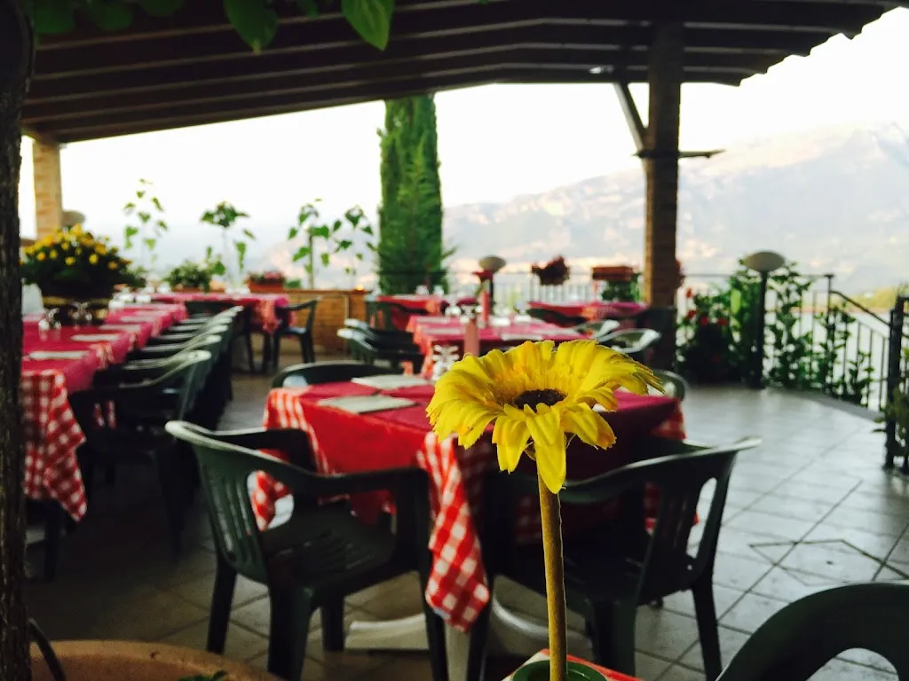 Ristorante Pizzeria Le Delizie Del Parco Di Angelo Nese_Piaggine_slider_image_3