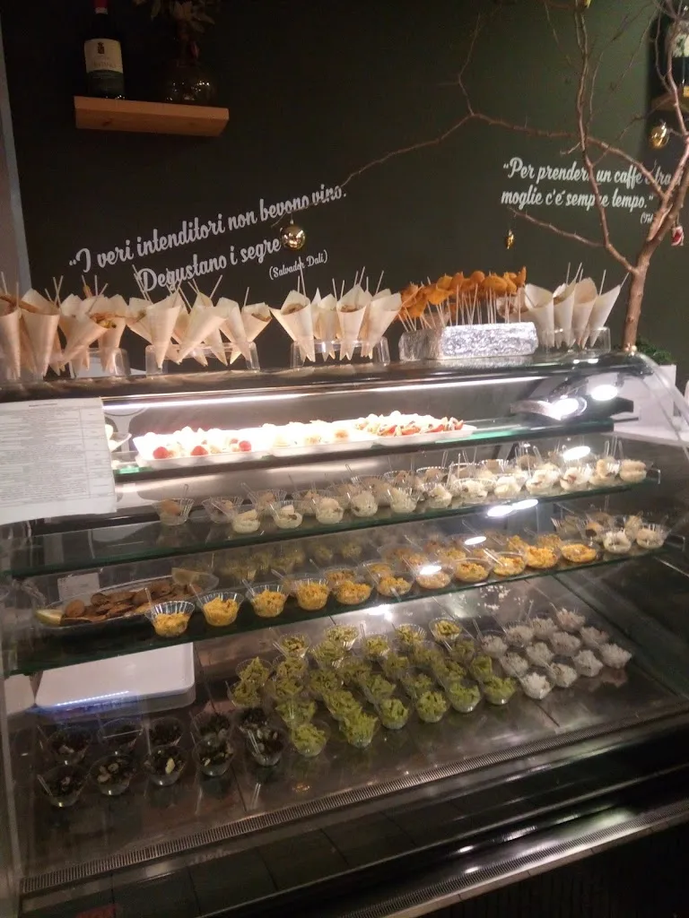 UNALTROCAFFE' restaurant in Pezzano-Filetta