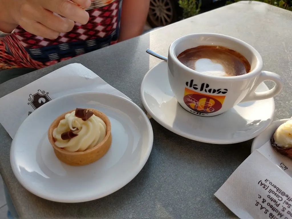 UNALTROCAFFE'_Pezzano-Filetta_slider_image_3