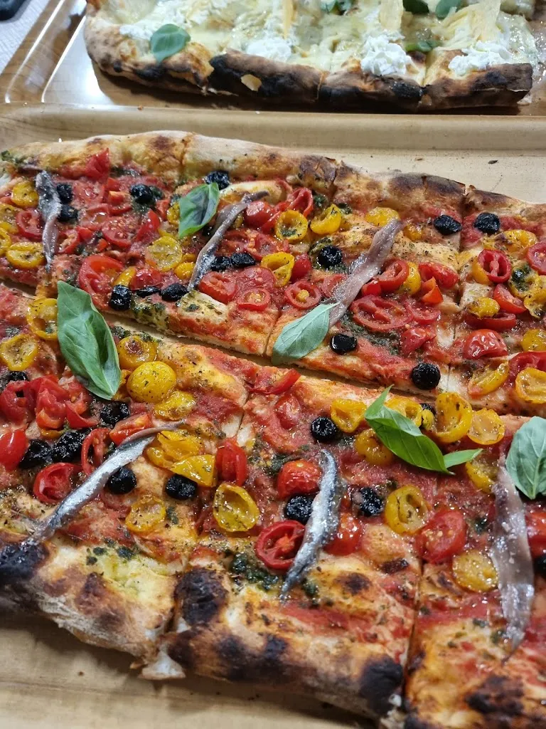 Nikos_Ristorante & Pizzeria da Silvia_Piazza-Tralia-Pendolo_review