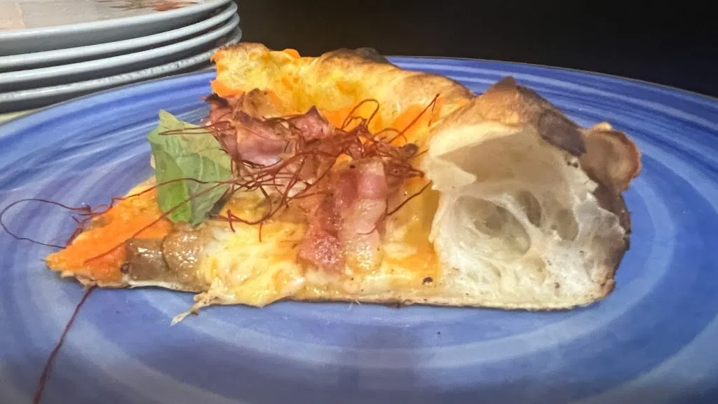 Ristorante & Pizzeria da Silvia_Piazza-Tralia-Pendolo_slider_image_3