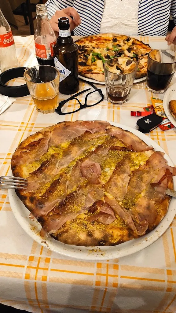 Kenneth Mifsud_Ai Piedi Dell'Etna_Piedimonte_review