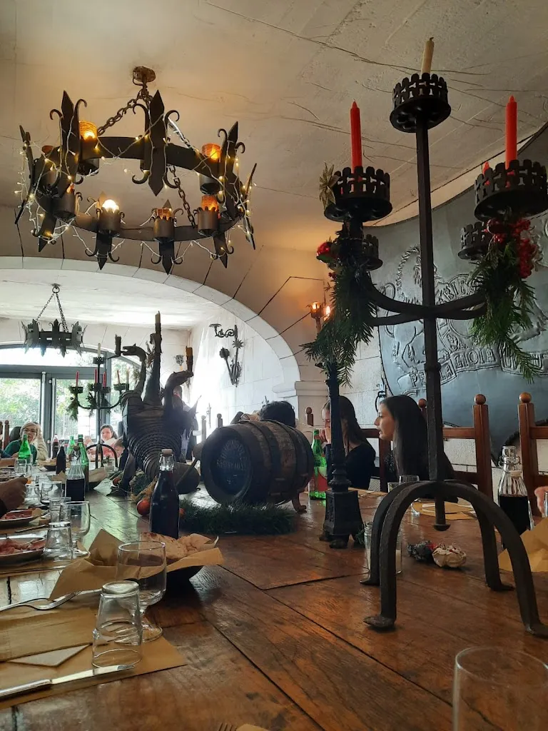 Miriam Occhibove_Il Brigante_Piedimonte_review