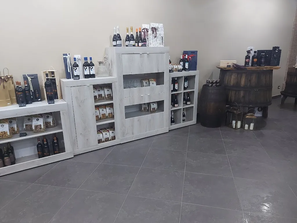 Petrillo vini e sapori_Pietradefusi_slider_image_1