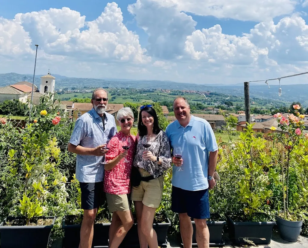 Petrillo vini e sapori_Pietradefusi_slider_image_3