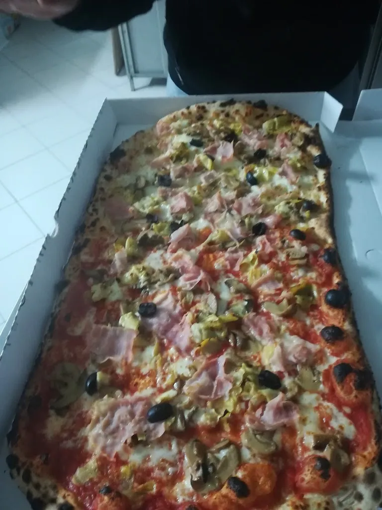 Menu_Tom and Jerry Pizzeria_Pietradefusi_image_7