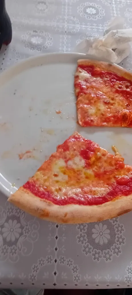 CHRIS DAMBER_sfizi di pizza 3_Pietramelara_review