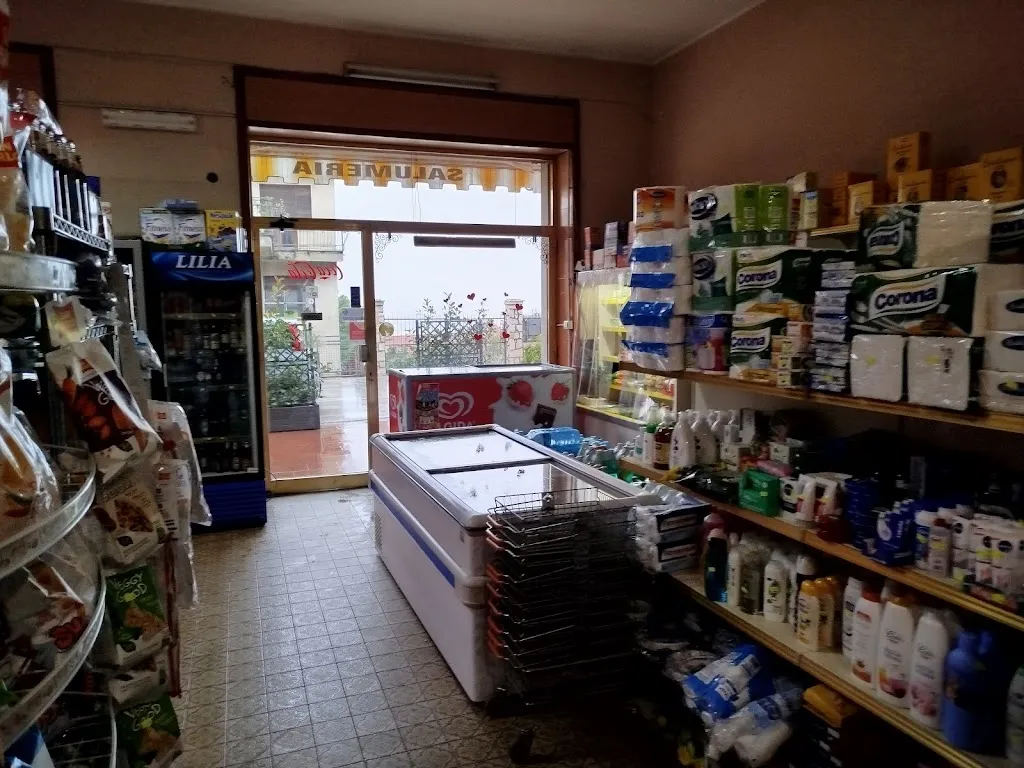 Antica Salumeria&Trattoria Urciuolo B&B Paninoteca Antonio restaurant in Pietrastornina