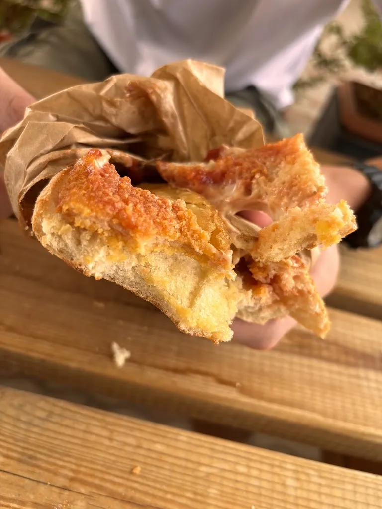 Valentina Sarnacchioli_Golden Bar_Pietravairano_review