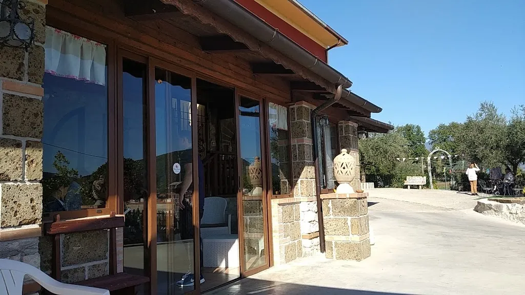 L'Antica Petra restaurant in Pietravairano