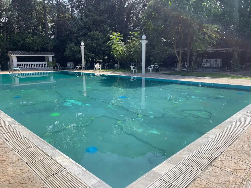 Anyelina Pinero_Piscina Marillion - Pietravairano_Pietravairano_review