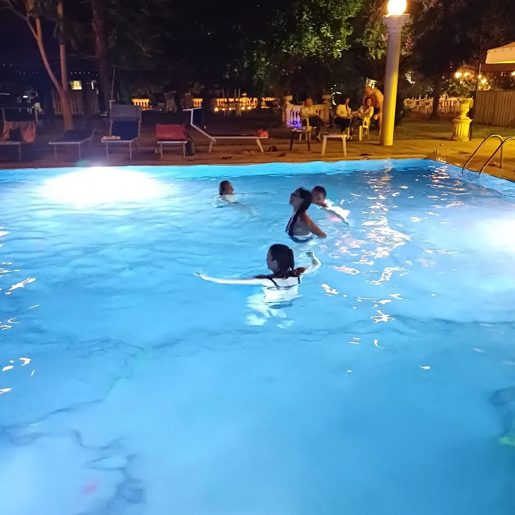 Antonio Gliottone_Piscina Marillion - Pietravairano_Pietravairano_review