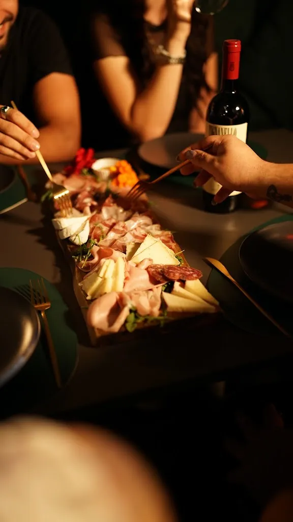 Flower Bistrot_Pignataro Maggiore_slider_image_2