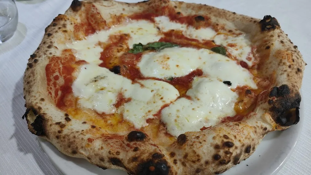 valeria ferrigno_Pizzeria La Spiga_Pignataro Maggiore_review