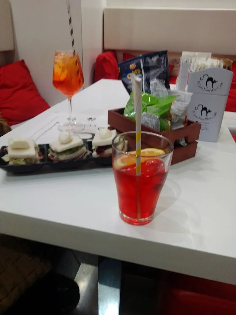 radames di lallo_Il Gatto Nero_Pignataro Maggiore_review