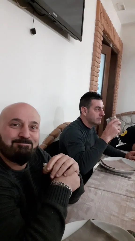 Pietre Vive di Giuseppe Larusso_Pianura_slider_image_2