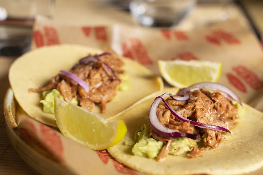 Sunset - Sushi & Tacos_Pianura_slider_image_3