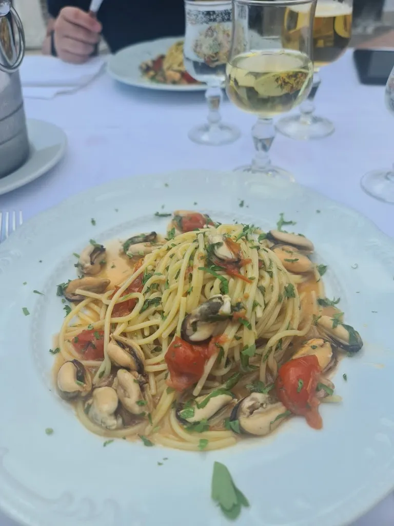 Nellie H_Terrazza Astronia_Pianura_review