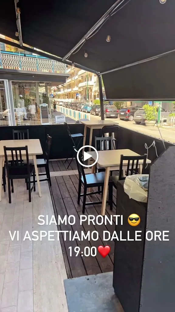 MR DONER kebab store _Pianura_slider_image_2