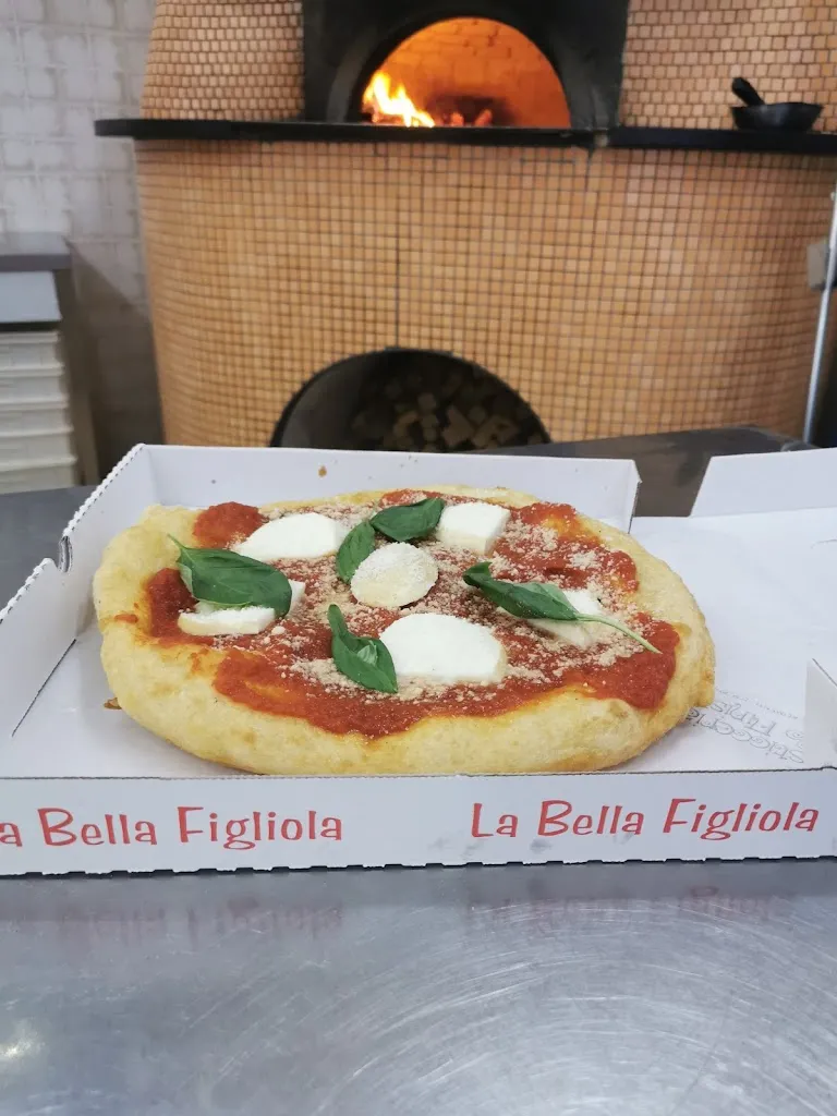 Bella Figliola da Nicola restaurant in Pianura