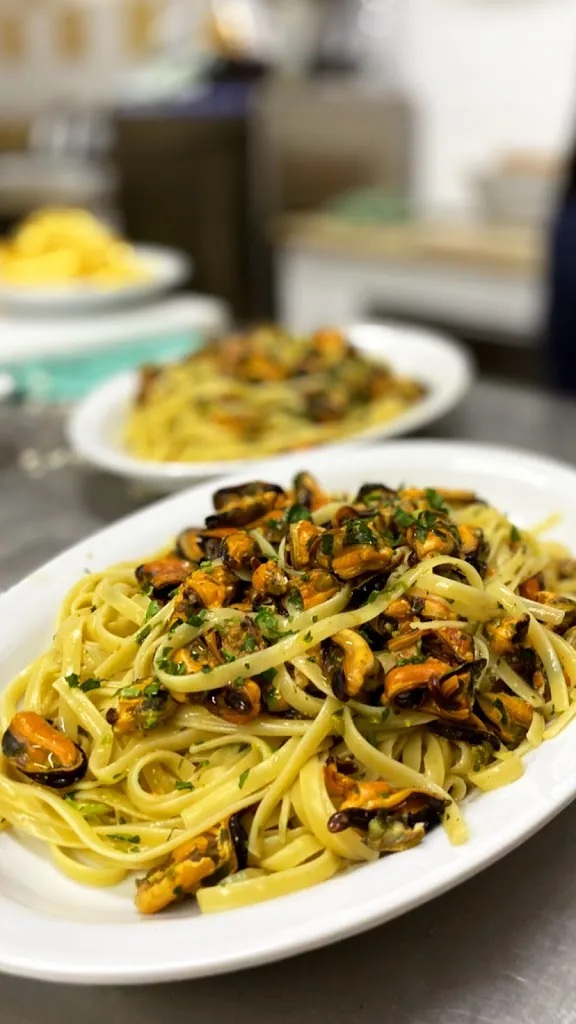 Mamapè Pizzeria Trattoria_Poggioreale_slider_image_3