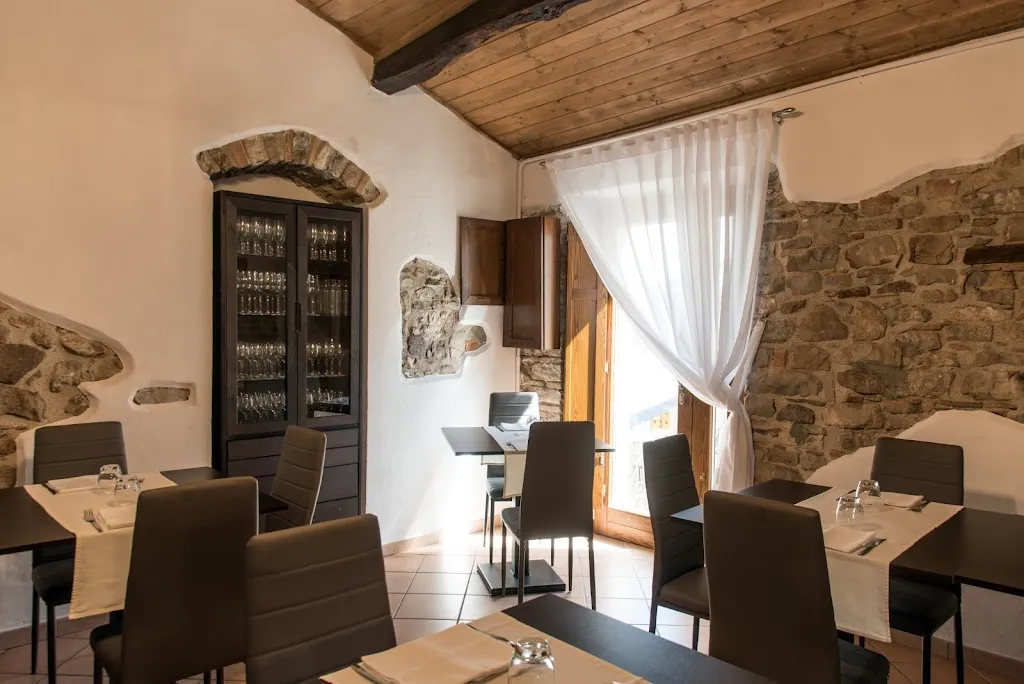 Atmosfera Del Gusto Ristorante-Vineria_Pietrelcina_slider_image_3