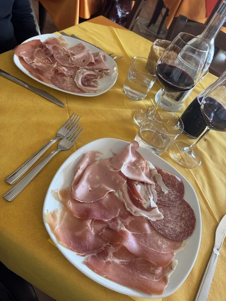 Ristorante Rugantino_Pietrelcina_slider_image_3