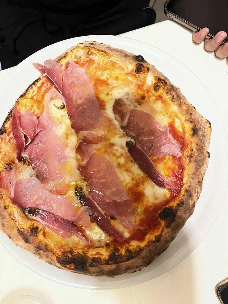 Daniele Accoto_Ristorante Pizzeria Strike_Pietrelcina_review