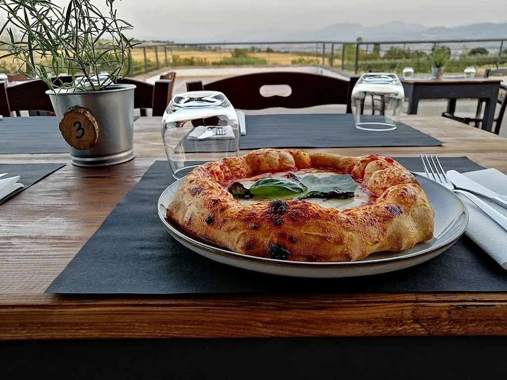 Radici - Pizzeria Agricola_Pietrelcina_slider_image_2