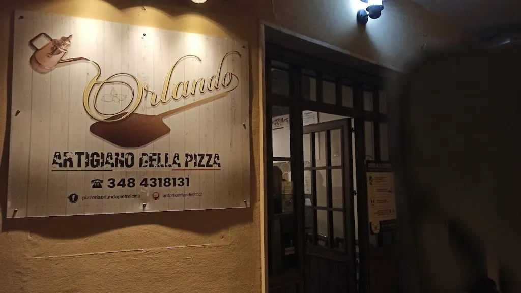 ORLANDO Artigiano della pizza restaurant in Pietrelcina