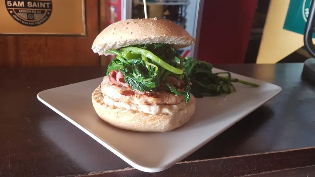 Pub Old Soccer_Pietrelcina_slider_image_3