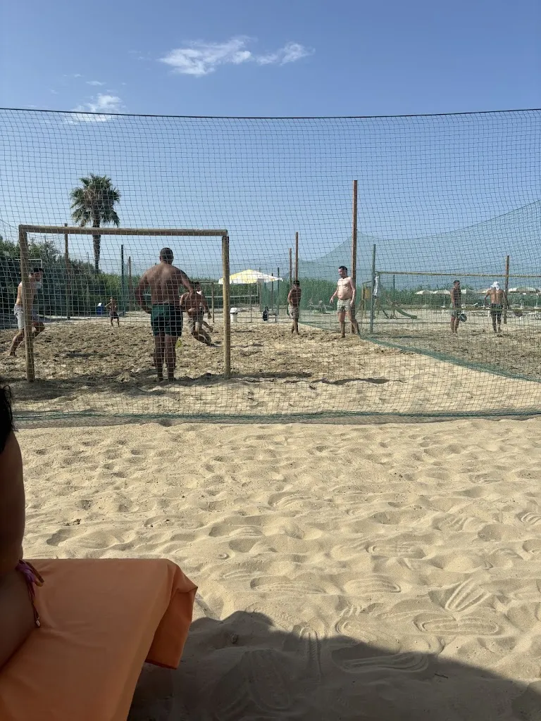 Sandrine Langhart_Boca Beach_Martinsicuro_review