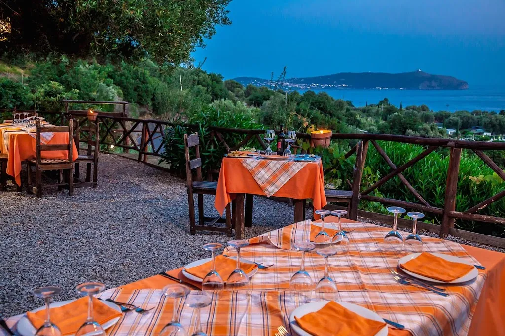 Agriturismo "Valle di Marco" restaurant in Pisciotta