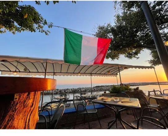 Caffè del Capitano_Pisciotta_slider_image_1